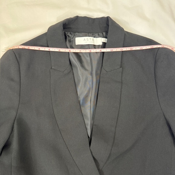 2for1: NWOT Blazer & Top - Picture 6 of 14